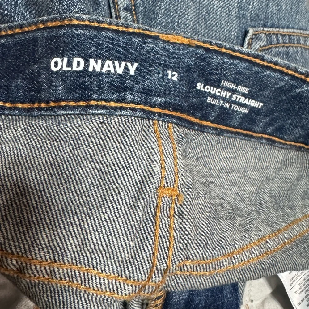 Old Navy High-Rise Slouchy Straight Distressed Denim Shorts Girl Size 12